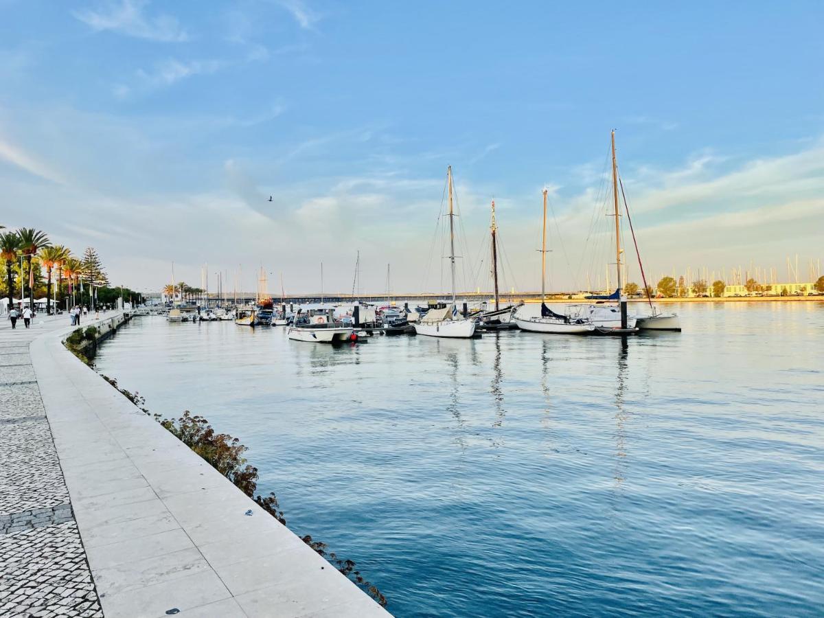 Sublimar - Beachfront - Tv Terrace - Nightlife Portimao Bagian luar foto