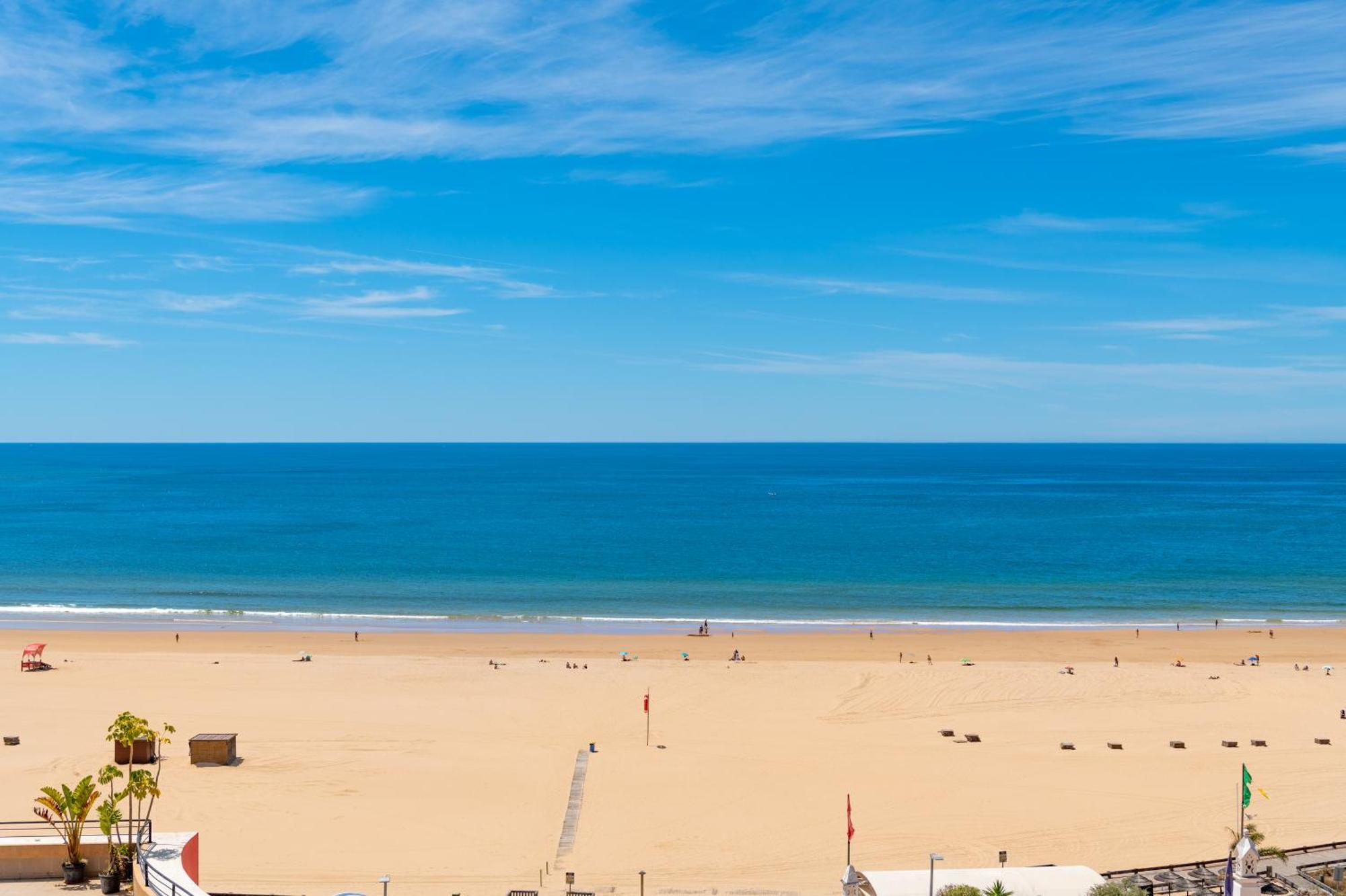 Sublimar - Beachfront - Tv Terrace - Nightlife Portimao Bagian luar foto